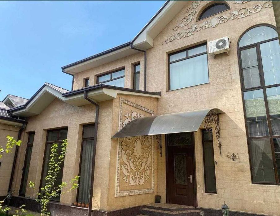 Срочно продаётся евродом в махалле Ракатбоши.