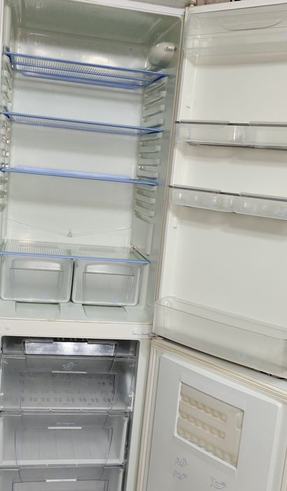 Продам холодильник