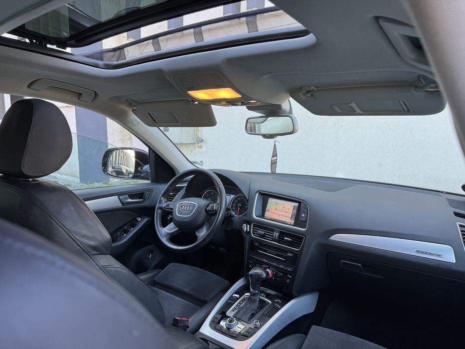 Audi Q5, Quatro, 3.0 Tdi, 245cp, Distronic-Panoramic-Navi-Xenon-Led