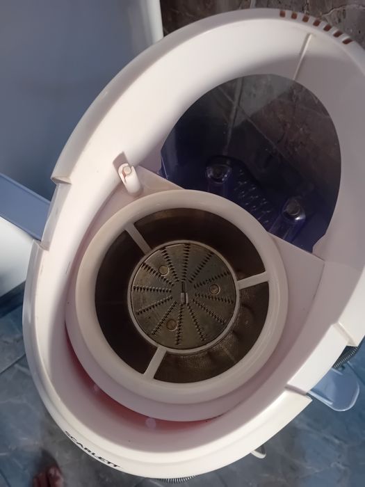 Scarlett electric pentru fructe