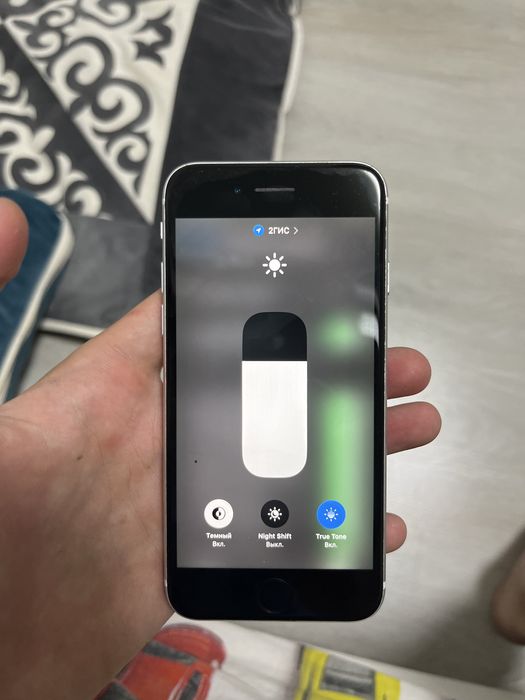 Iphone SE 20года