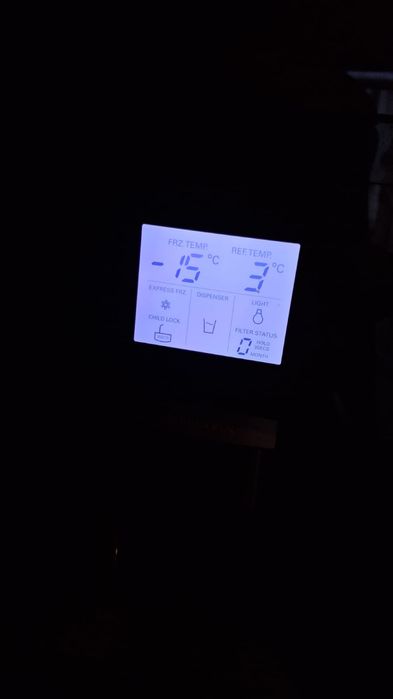 Продается холодильник LG с ледогенератором
