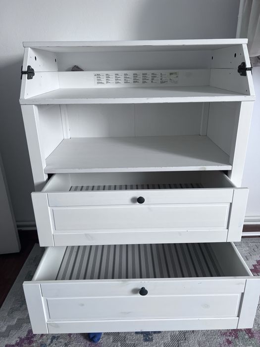 Masa de infasat / comoda alba IKEA (SUNDVIK) cu saltea