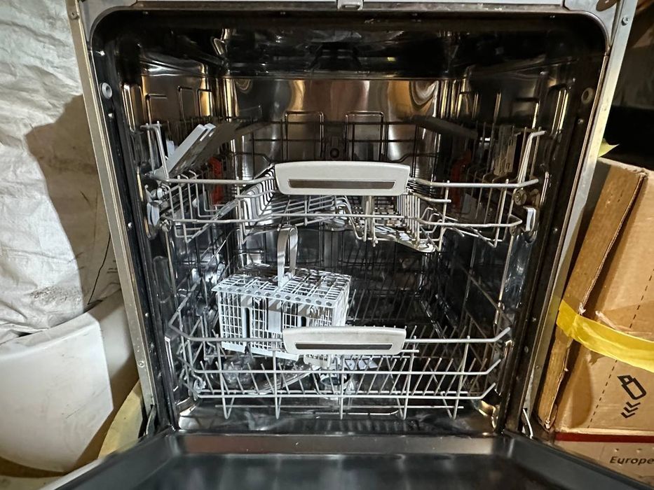 Посудомойка марки Hotpoint ariston