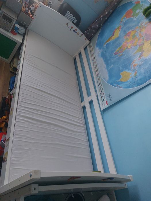 Подарявам 2 броя детски кревата