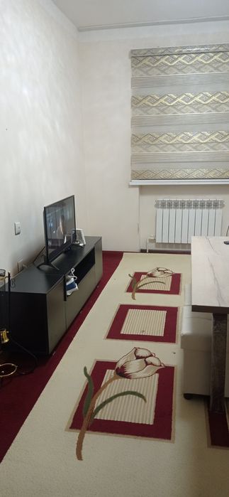 Аренда квартира 2  комнатный возле метро  3