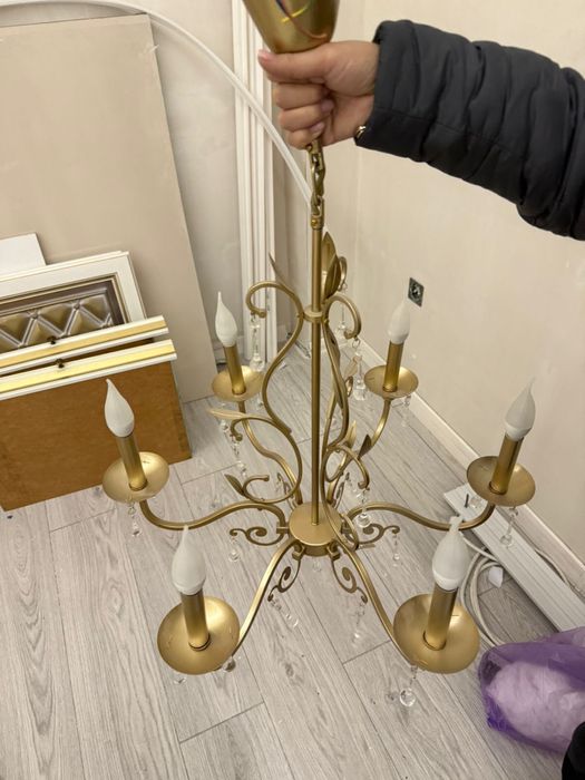 Продам люстры по 10к-15к