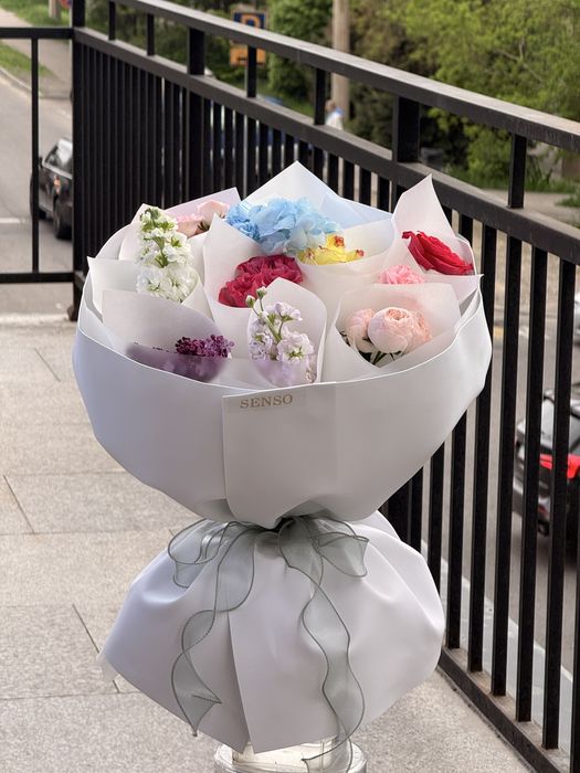 Тренд сезона дофоминовый букет