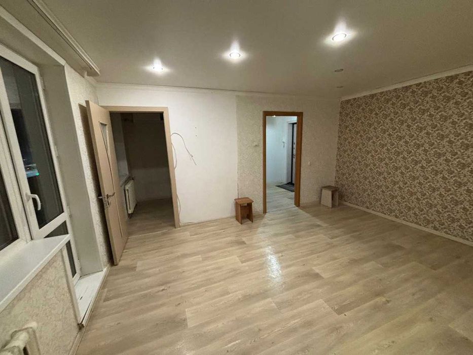 Продаётся 2-комнатная 5 микрорайон