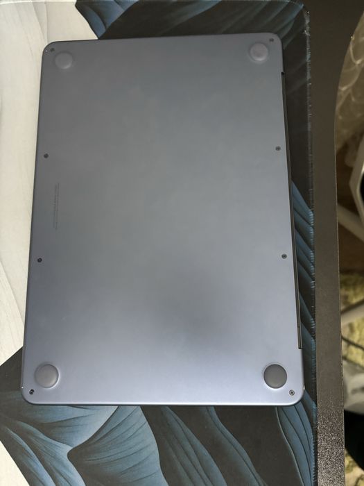 Macbook neo icloud тушган