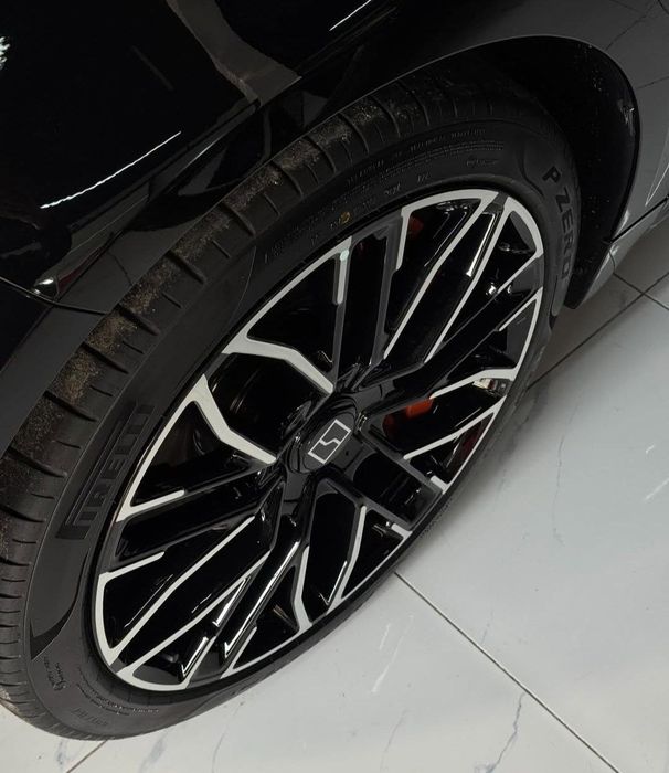 Zeekr 001 restailing