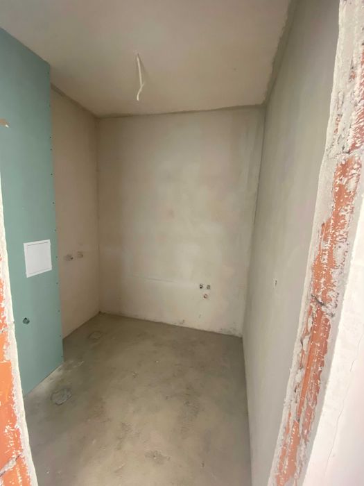 Продава се Двустаен апартамент в Пловдив, Южен - 71 кв.м за 1127 €/кв.м - Снимка #3