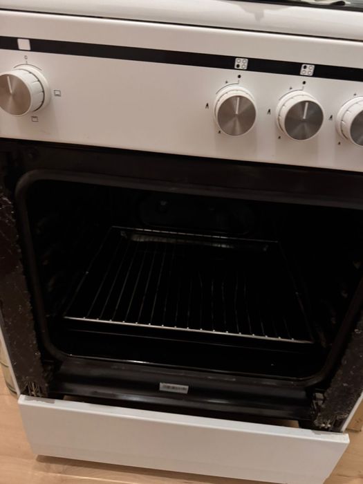 Продам газовую плиту