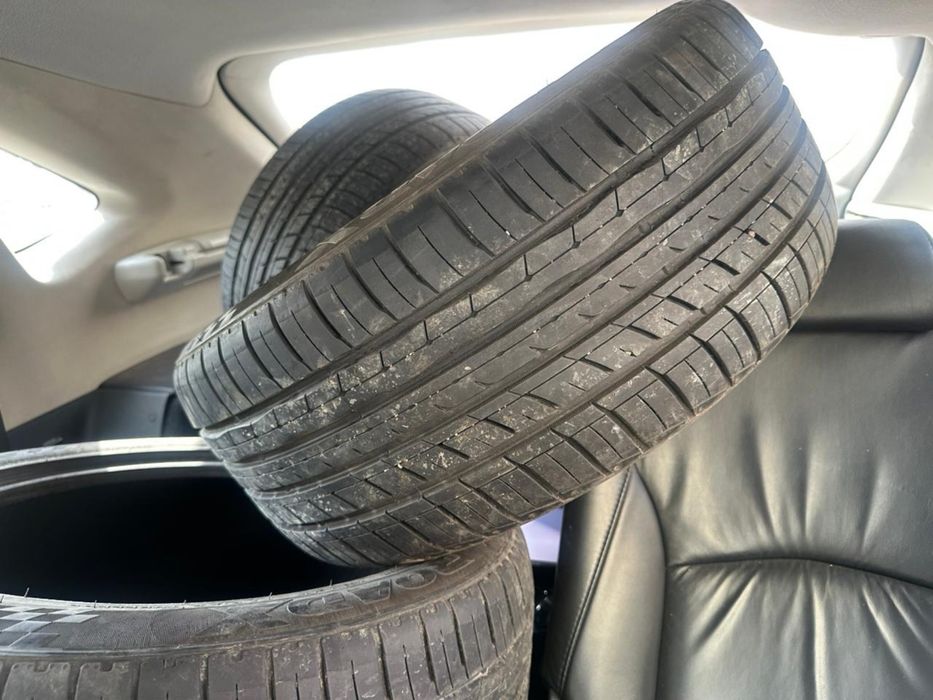 225/50/17 шины в очень хоршем состоянии