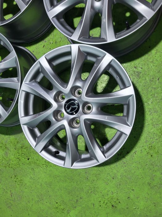 16 5x114.3 Mazda лети джанти 5х114.3