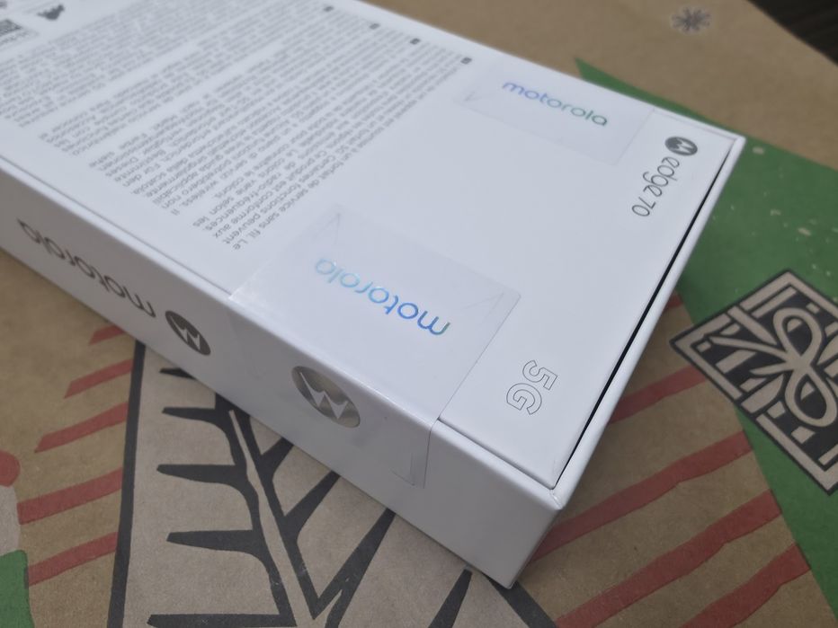 ЗАПЕЧАТАН 512GB Motorola Edge 70 A1 Гаранция 2028г. Lily Pad