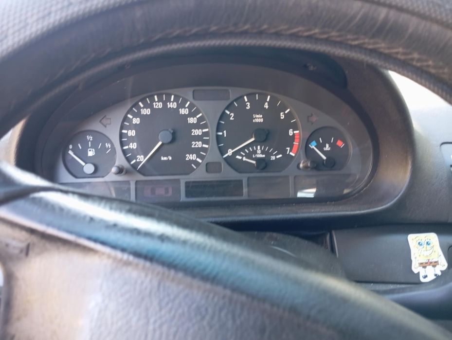 Продавам Е46 318i На части