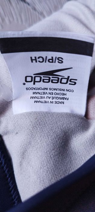 Bustieră inot de la Speedo! Marimea: S! Nou far etichete! Albastru.ros