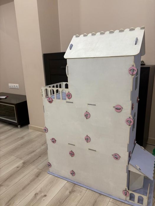 качественный кукольный домик