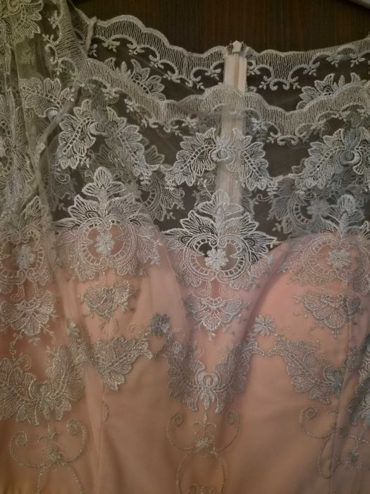 Chi Chi Официална рокля, 46 номер