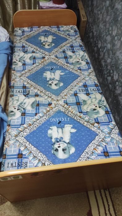 Кровать односпальная