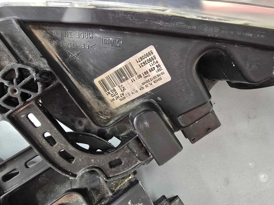 Оригинални фарове Пежо 207  Peugeot 207