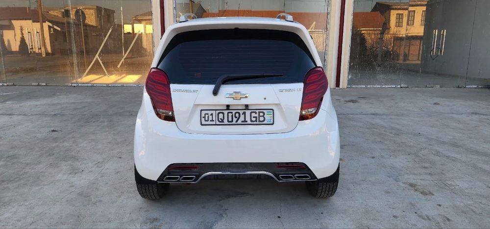 Spark 2017 (avtomat) sotiladi.