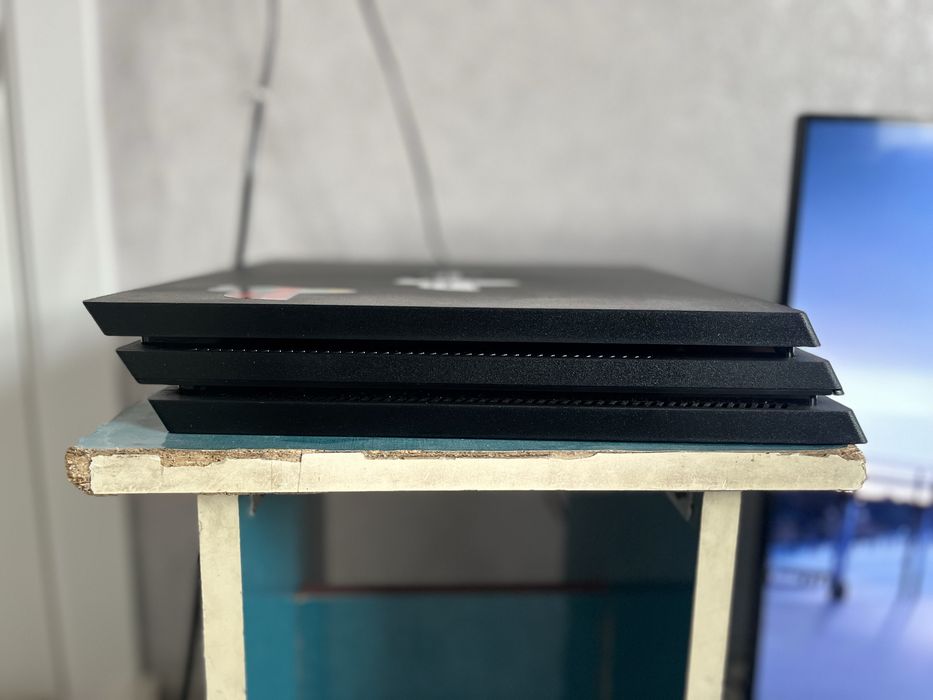 Playstation 4pro 1tb