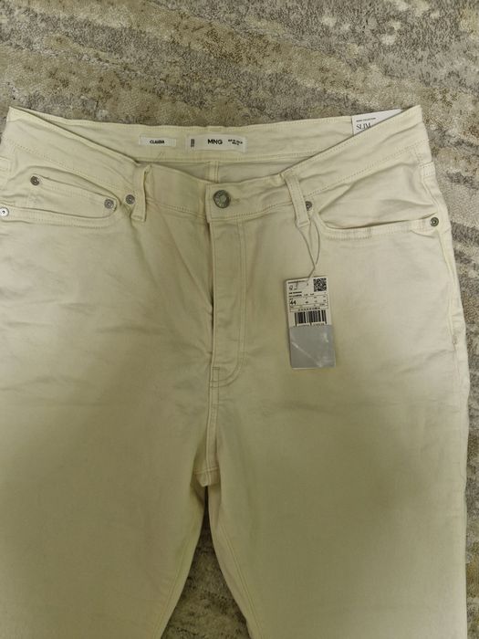 Blugi slim cropped 44 albi Mango