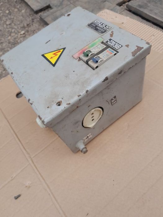 Понижающий трансформатор 220/36