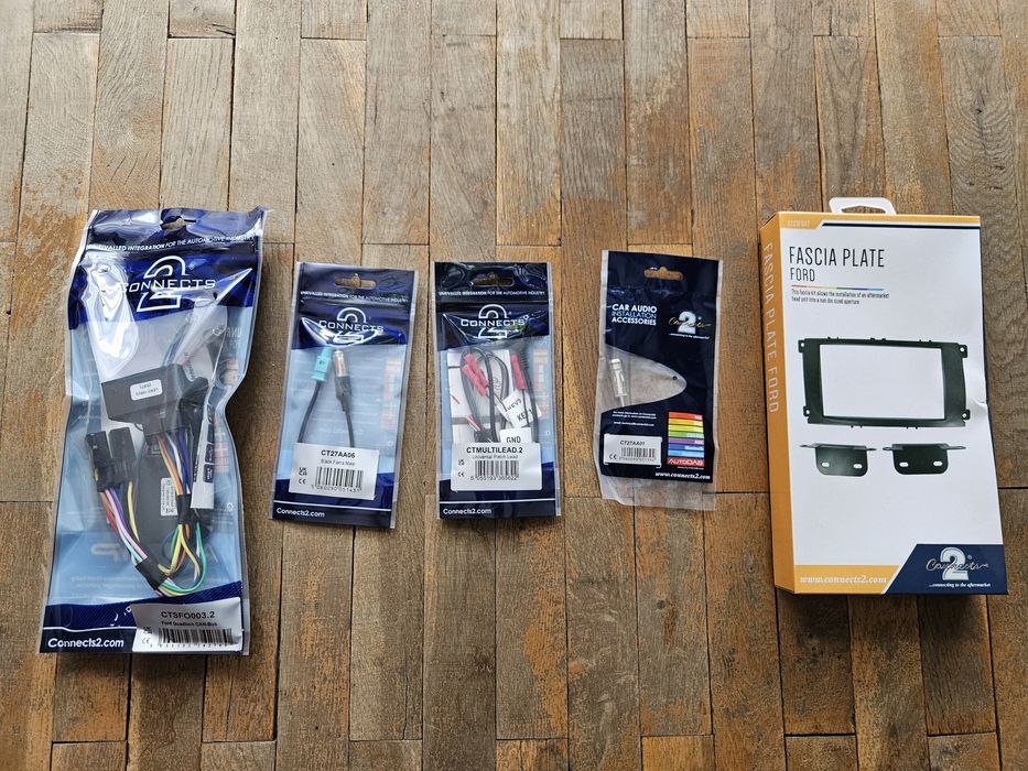 Комплект за двоен дин Android мултимедия Ford