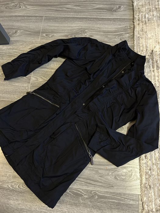 Ветровка удлиненная женская