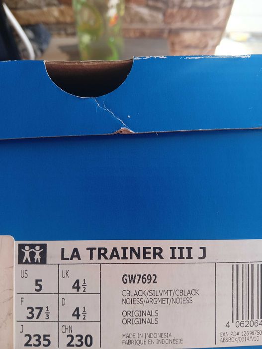 Обувки  нови не са използвани