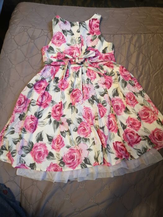 Прекрасна рокличка на Next