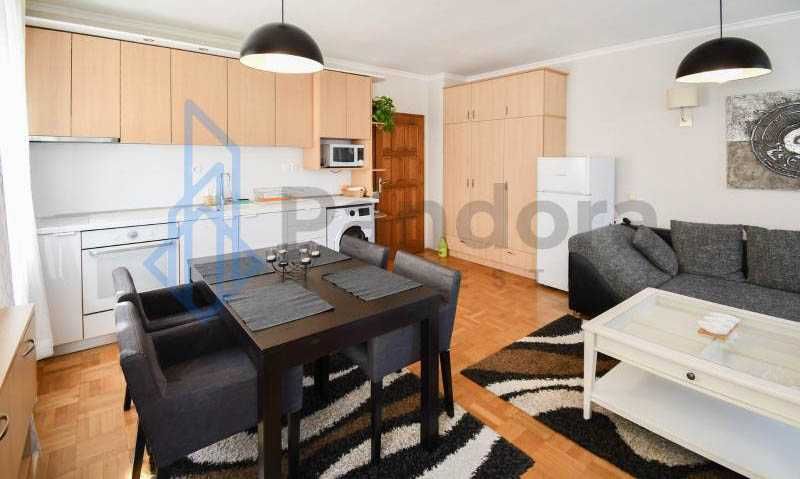 Дава се под наем Двустаен апартамент в София, Лозенец - 65 кв.м за 475 € - Снимка #2