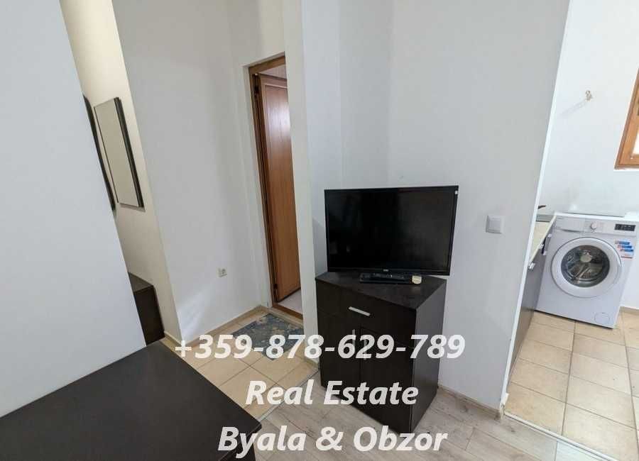 Продава се Едностаен апартамент в Бяла - 36 кв.м за 1167 €/кв.м - Снимка #4