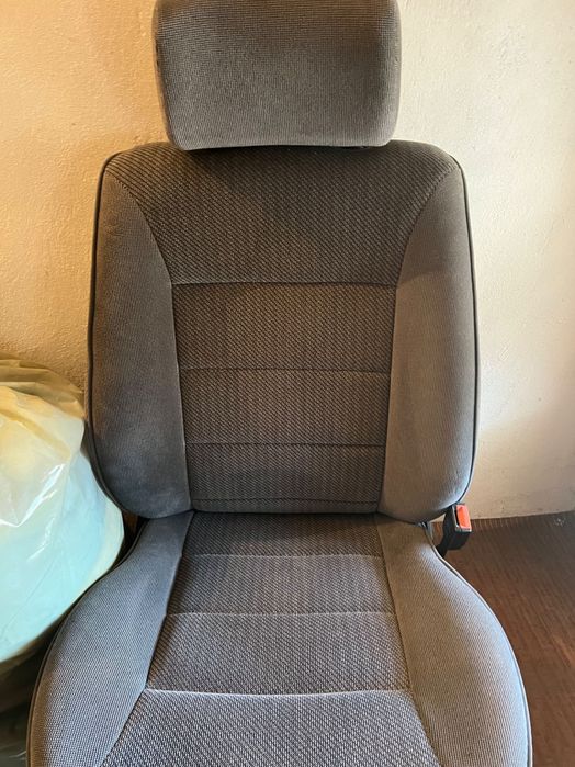 Седалки за голф 2 с 5 врати и кори врати