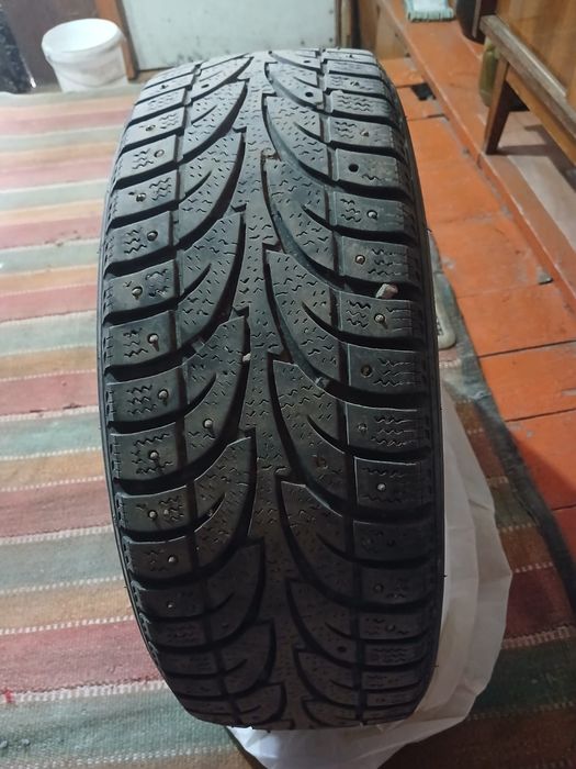 Продам шины R15 195/60