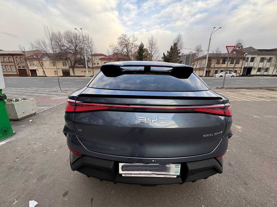 Продаётся BYD SEALION 7
