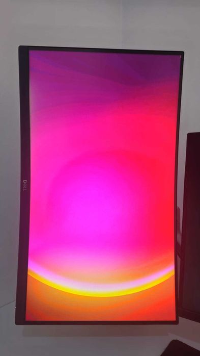 Vand Monitoare 24" si 27"