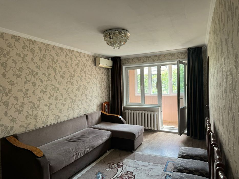 Продаем диван, шкаф и горку