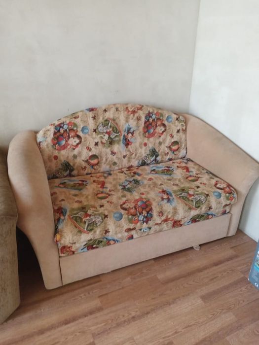 Продам диван детский