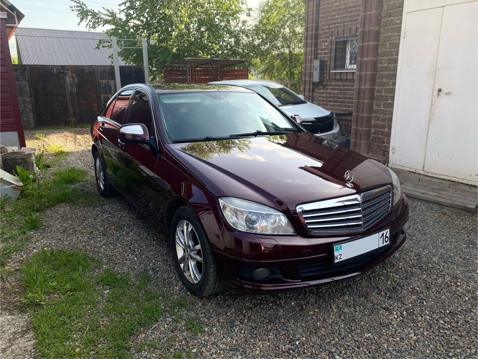 Продам Mercedes C180