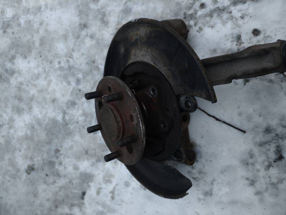 Цапфа тайота Камри 40