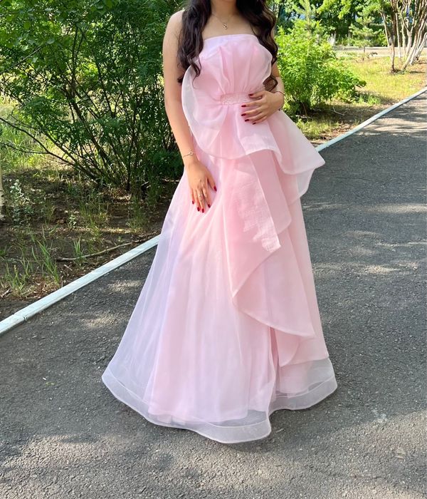 Вечернее платье