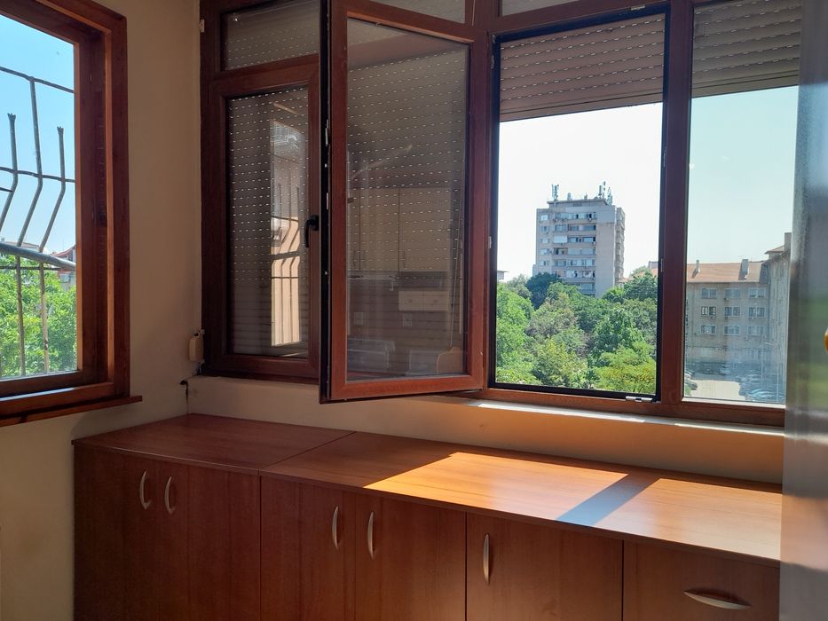 Продава се Двустаен апартамент в Пловдив, Кючук Париж - 48 кв.м за 2396 €/кв.м - Снимка #4