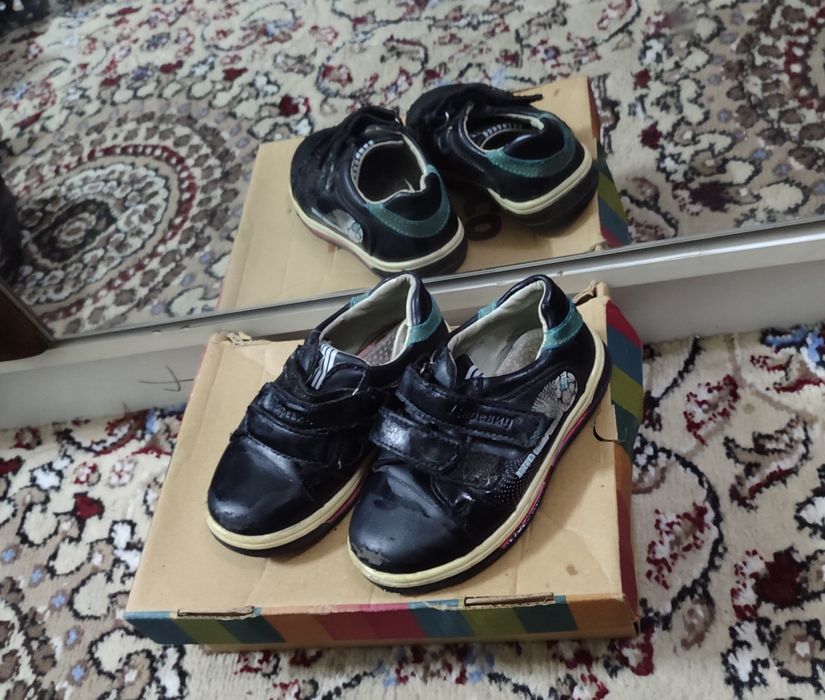 Продаются кроссовки