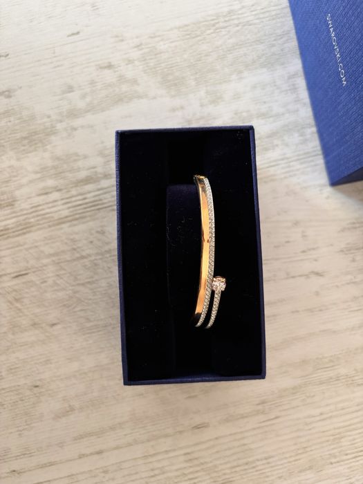 Гривна swarovski  (розово злато)