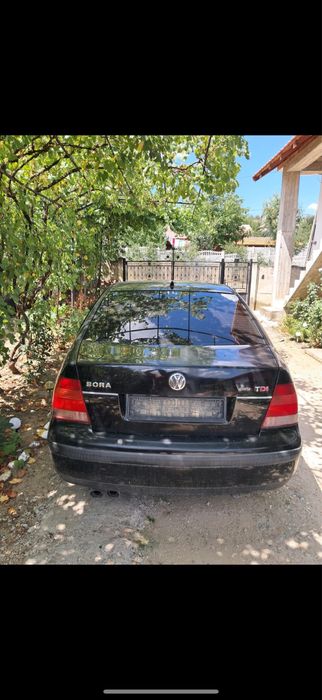 VW Bora 2002 – AUTOMAT – RADIATĂ – cutie defectă