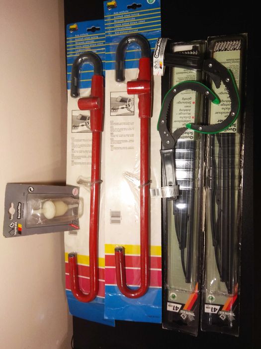 Авто аксесоари,гресьорка, чистачки,ключ филтри,патерица за заключване